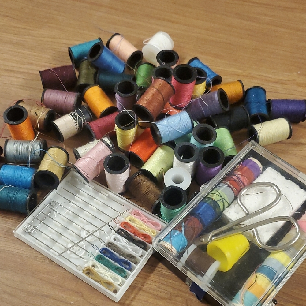 Multicolor Sewing Thread and Tool Set - Picture 3 of 3